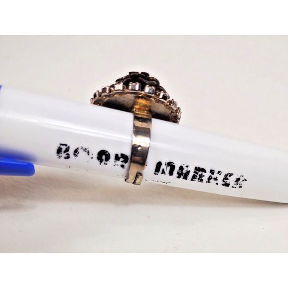 Vintage Large Rhinestone Floral Center Statement Ring Adjustable Size Silvertone - Picture 5 of 9